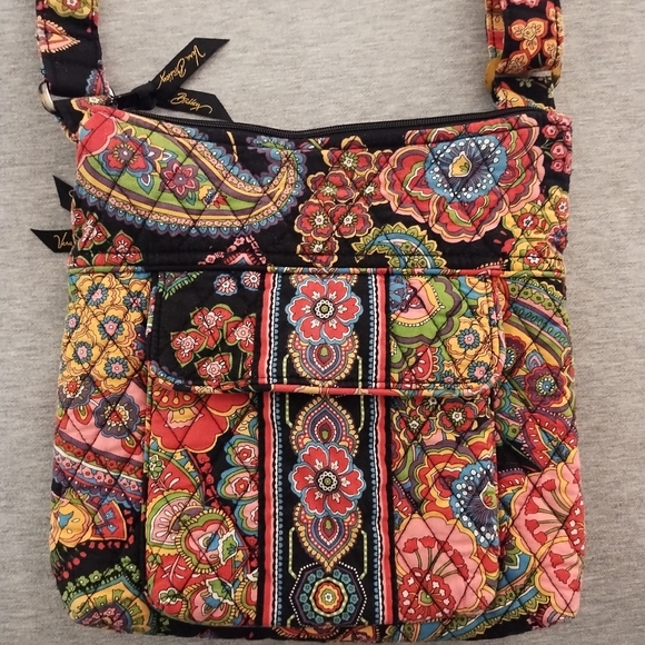 Vera Bradley Handbags - Vera Bradley Paisley Floral Crossbody Adjustable Strap